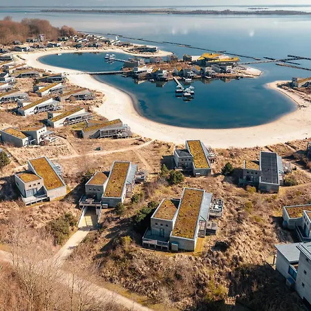 Super Deluxe 6p - Omringd Door - 27 Ouddorp