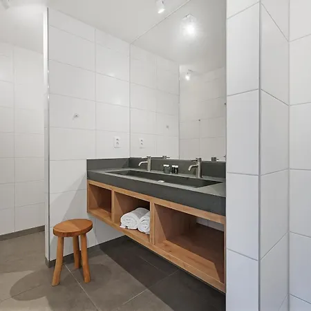 Super Deluxe 6p - Omringd Door - 27 Villa Ouddorp