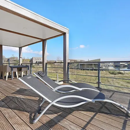 Super Deluxe 6p - Omringd Door - 27 * Ouddorp