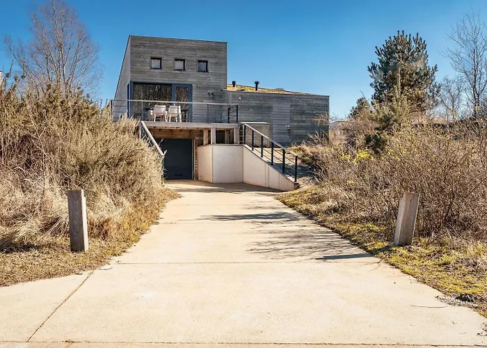 Super Deluxe 6p - Omringd Door - 27 * Ouddorp