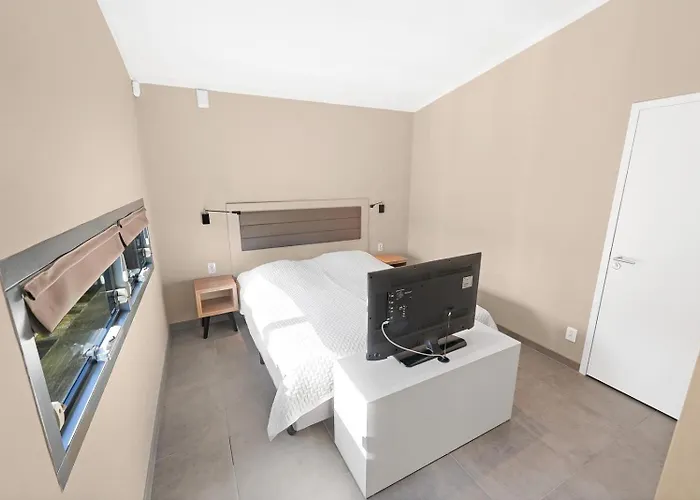 Super Deluxe 6p - Omringd Door - 27 * Ouddorp