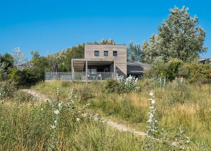 Super Deluxe 6p - Omringd Door - 27 Willa *